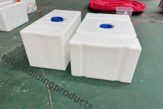 Tanques de cisternas de baixo perfil personalizados para a técnica de rotomoulding UV estabilizada e à prova de vazamento do camper